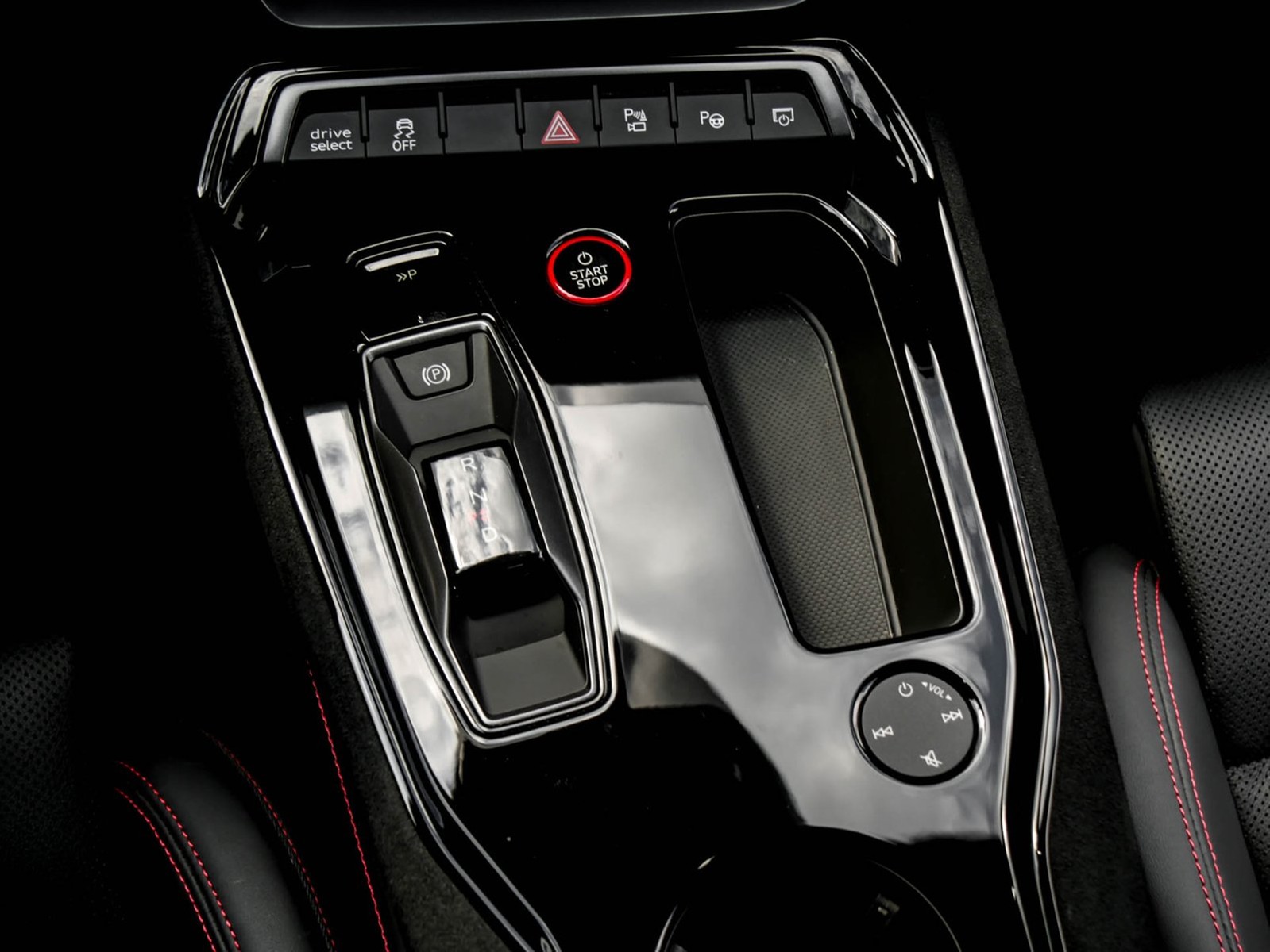 Audi RS e-tron GT performance quattro CARBONDACH LM21
