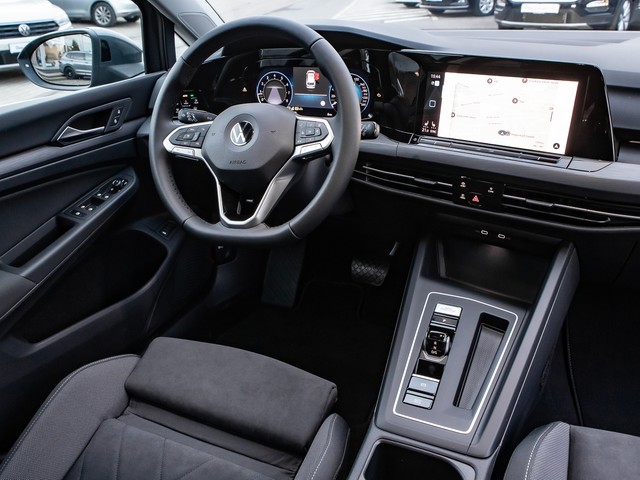 Volkswagen Golf Variant 1.5eTSI STYLE AHK CAM ACC LM17