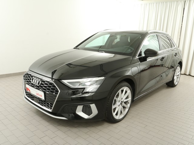 Audi A3 Sportback 40 HYBRID advanced AHK CAM LM18