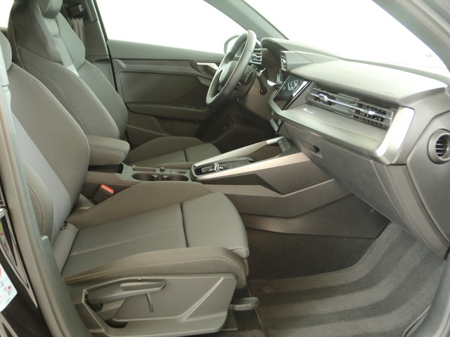 Audi A3 Sportback 40 HYBRID advanced AHK CAM LM18