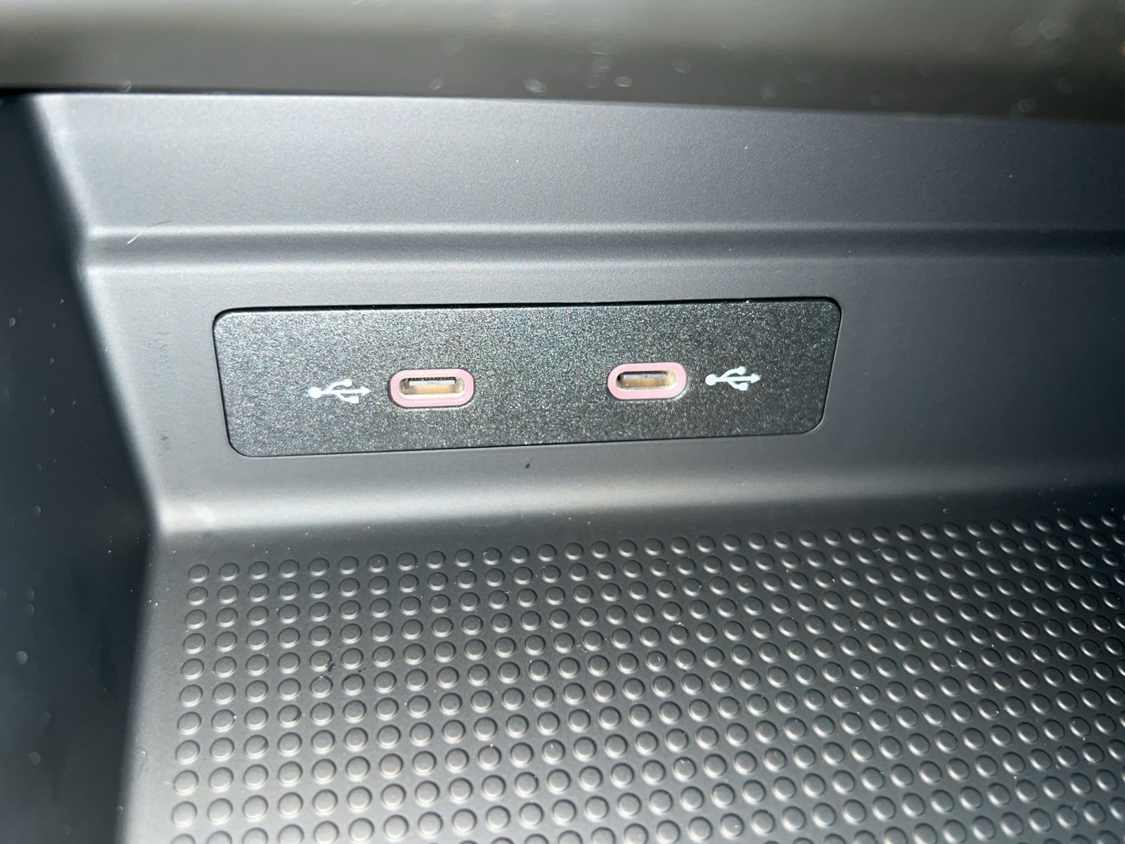 Seat Arona 1.0 ROAD EDITION DSG NAV VOLL-LED RFK SHZ