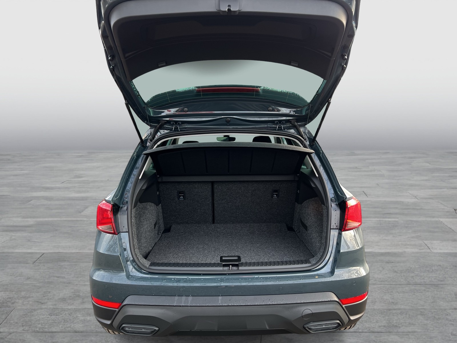 Seat Arona 1.0 ROAD EDITION NAV LED 16LM RFK SHZ LED