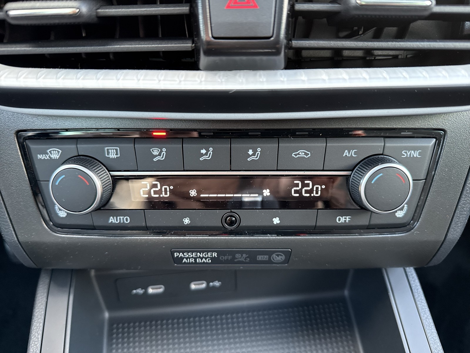 Seat Ibiza 1.0 ROAD EDITION DSG NAV PANO VOLL-LED RFK