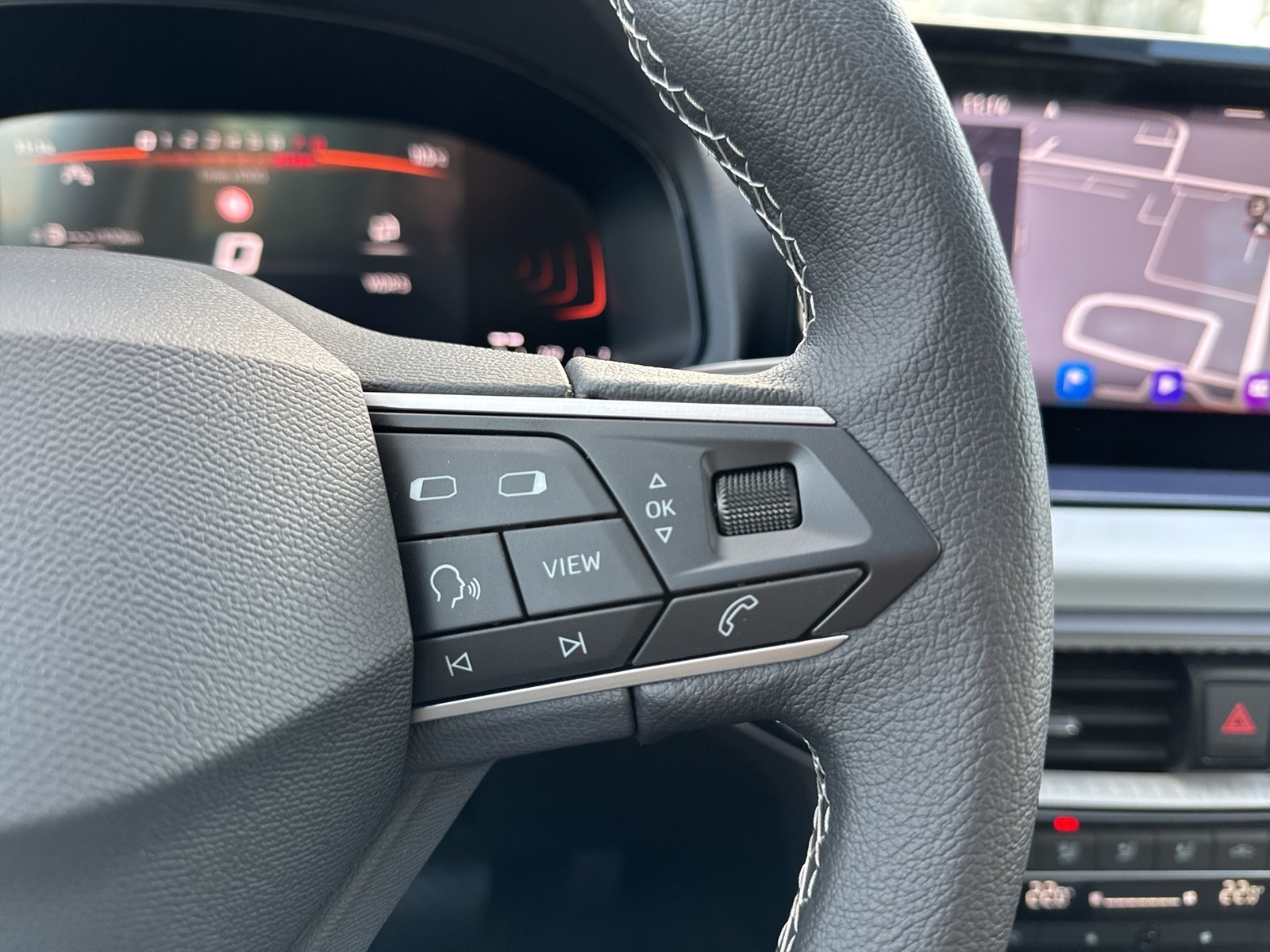 Seat Ibiza 1.0 ROAD EDITION DSG NAV PANO VOLL-LED RFK