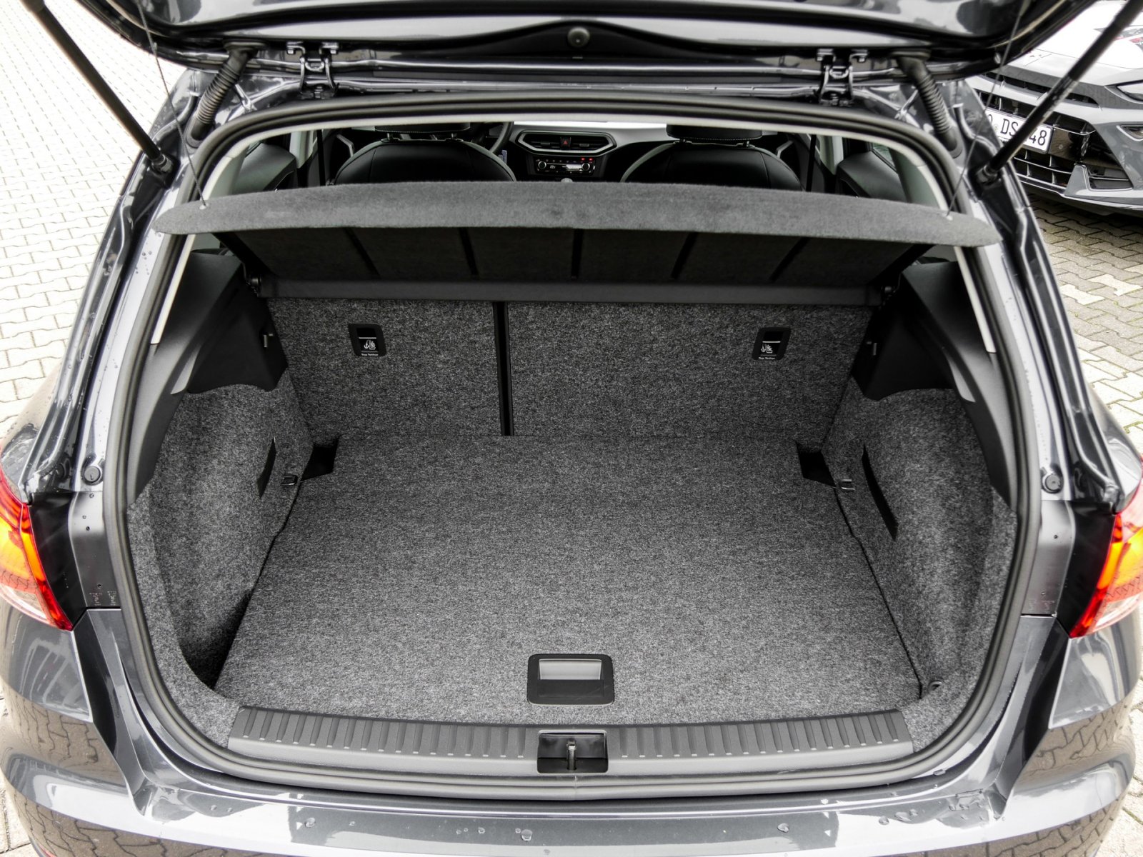 Seat Arona 1.0 ROAD EDITION DSG NAV LED 16ZOLL LM PDC