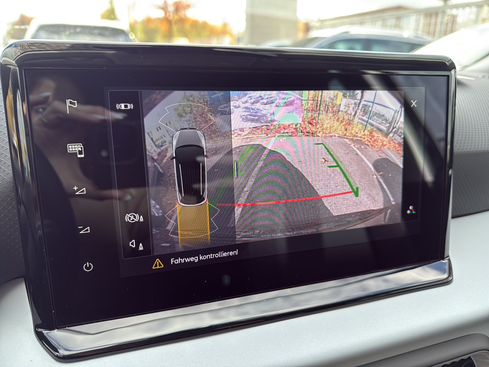 Seat Arona 1.0 ROAD EDITION DSG NAV VOLL-LED RFK SHZ