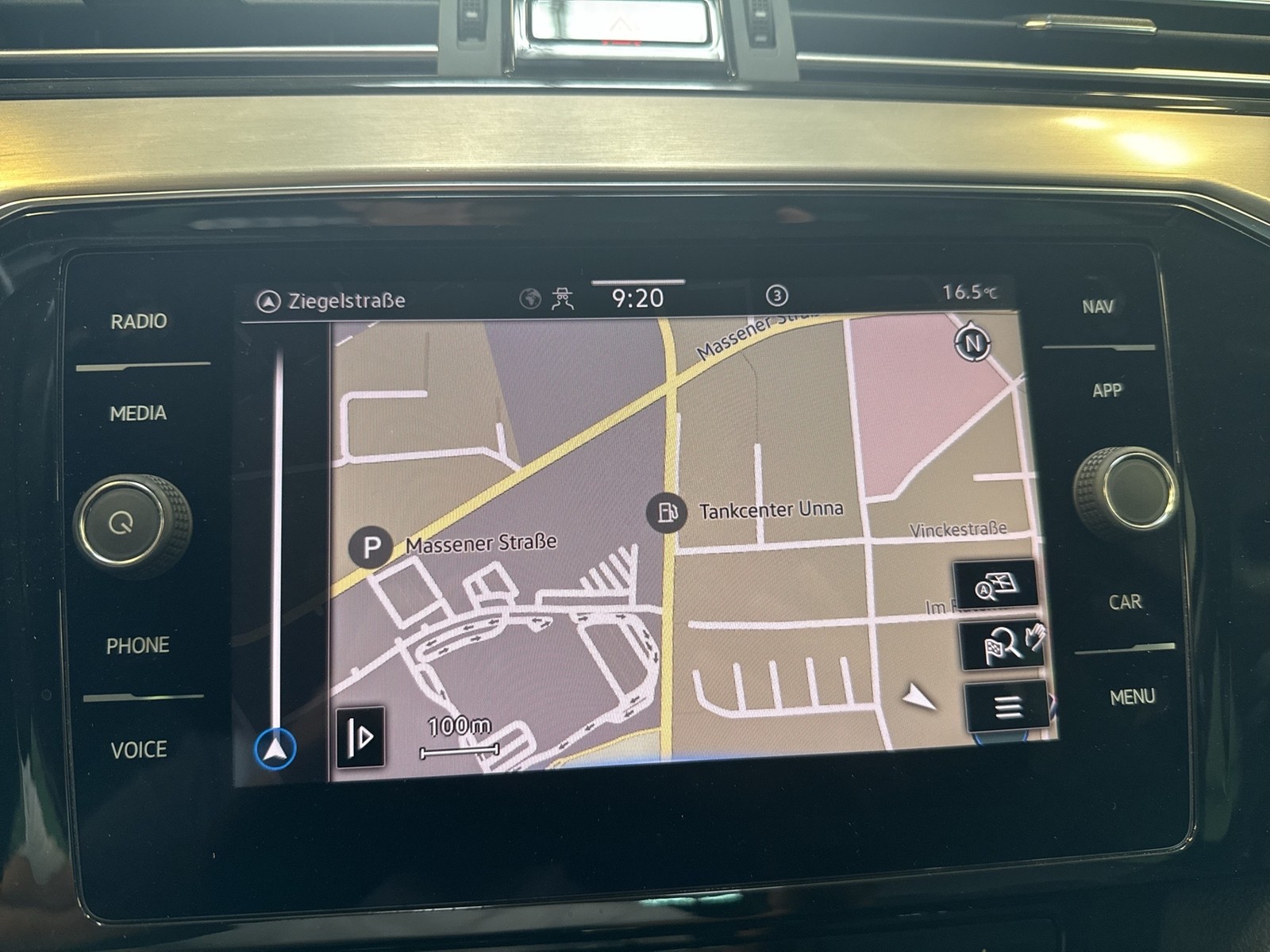Volkswagen Passat Variant 1.5 ELEGANCE AHK ACC ALU18 NAVI KAMERA