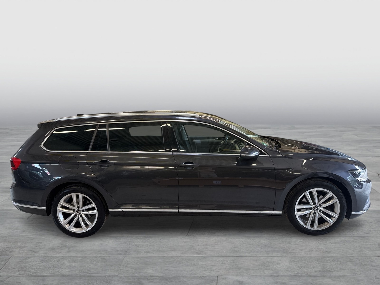 Volkswagen Passat Variant 1.5 ELEGANCE AHK ACC ALU18 NAVI KAMERA