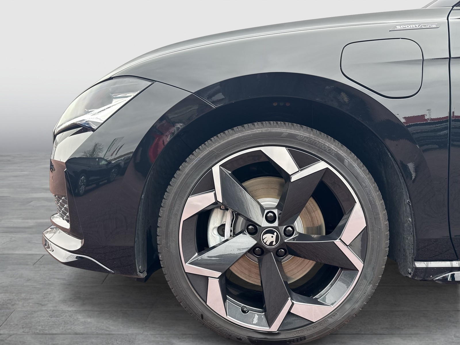 Skoda Superb Combi 1.5 iV SPORTLINE CAM ACC LM19 NAVI