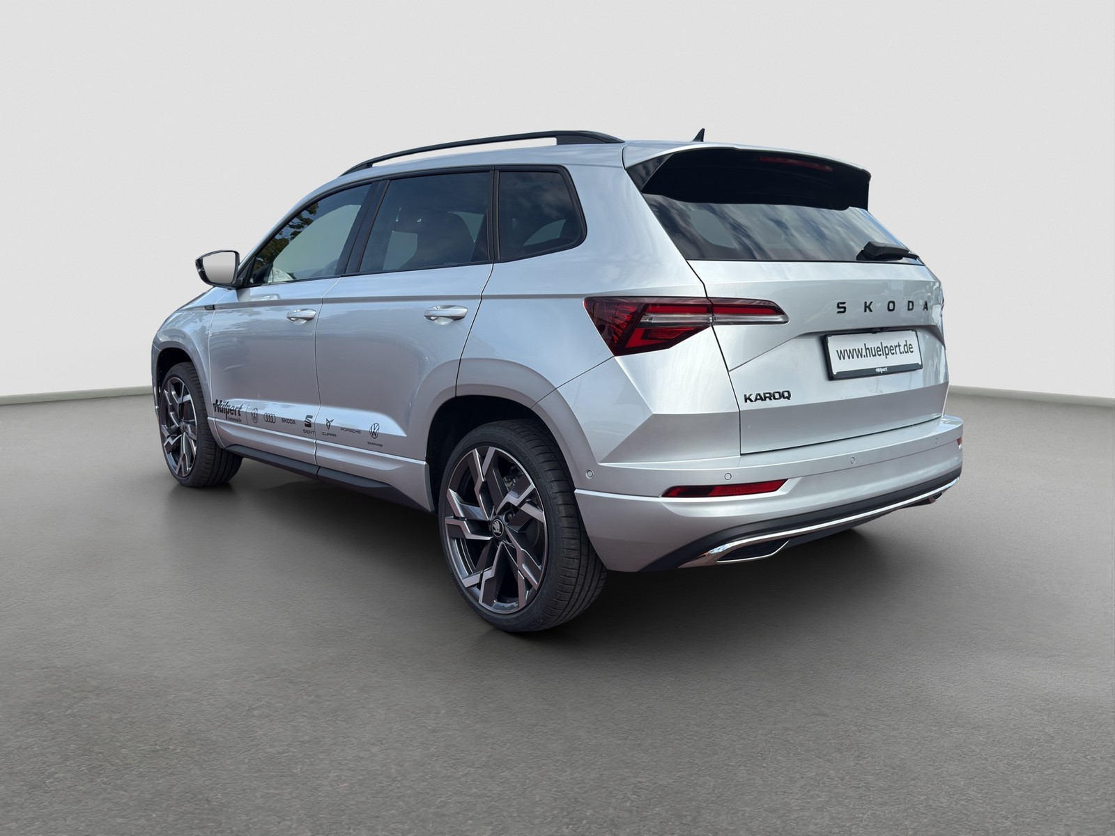 Skoda Karoq 2.0TDI DSG Sportline AHK NAV PANO ACC 360GRAD