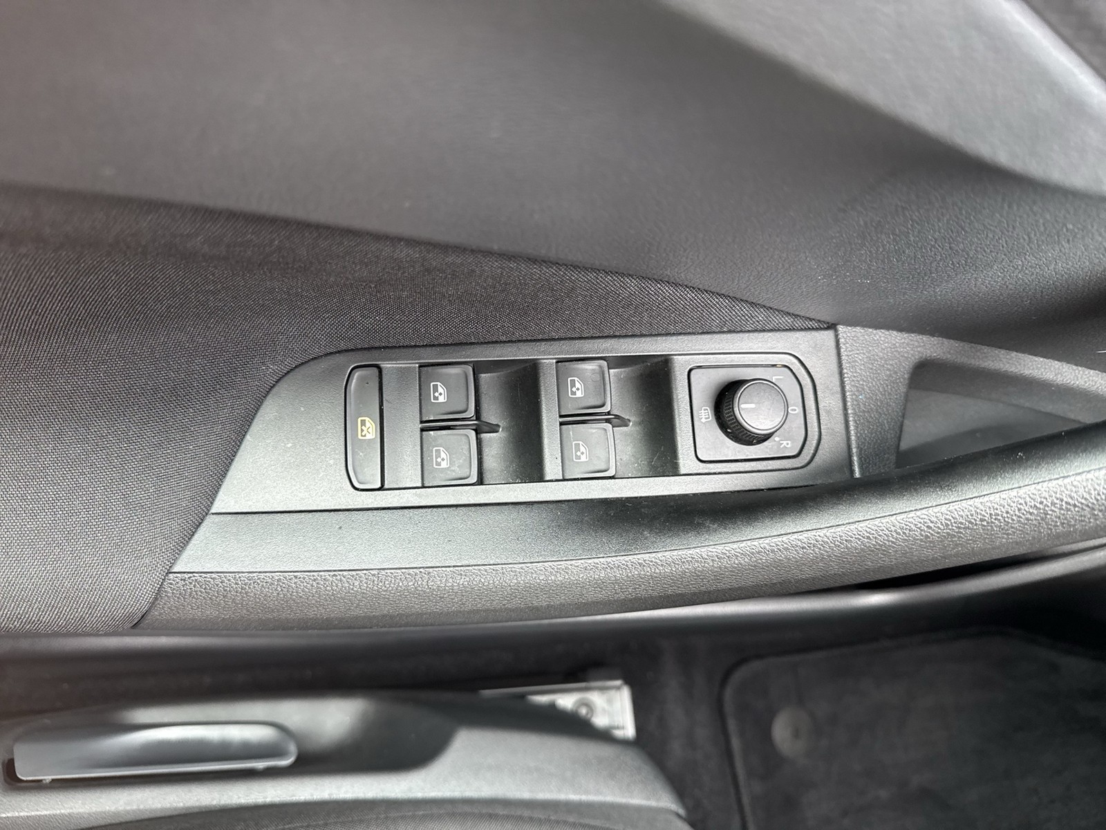 Skoda Scala 1.0 COOL PLUS CARPLAY ALU SITZHEIZ LED DAB