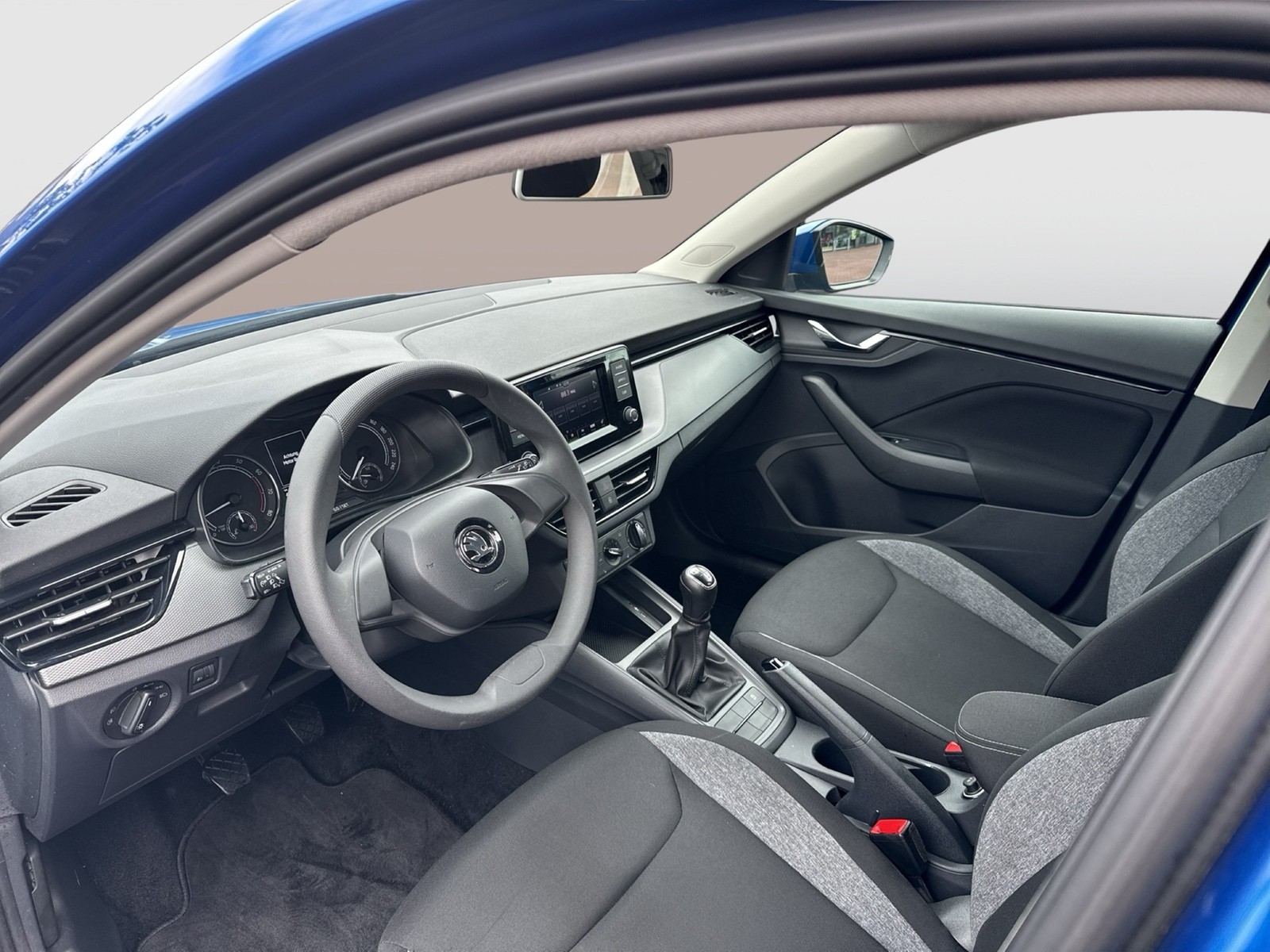 Skoda Scala 1.0 COOL PLUS CARPLAY ALU SITZHEIZ LED DAB