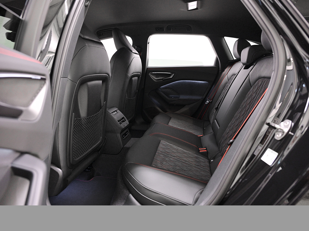 Audi A5 Avant e-hybrid S line quattro AHK TECHPRO B&O