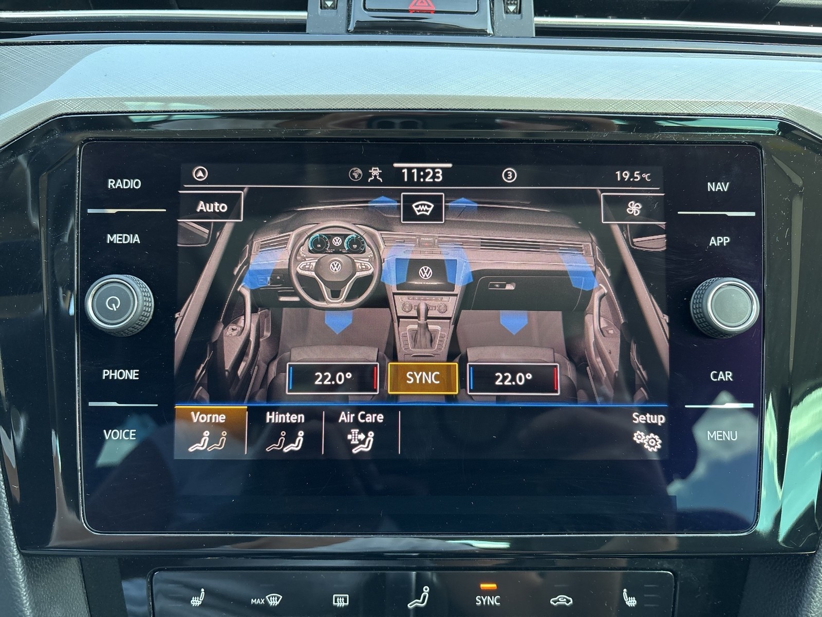 Volkswagen Passat Variant 2.0 BUSINESS PANO AHK 360°CAM ACC