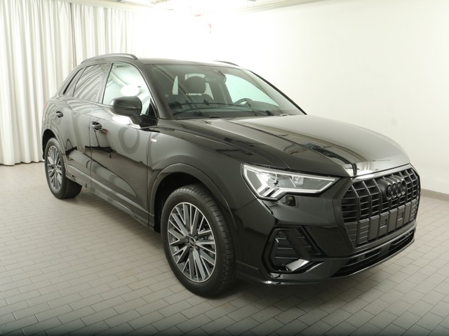 Audi Q3 45 HYBRID S LINE BLACKPAK AHK CAM ACC LM19