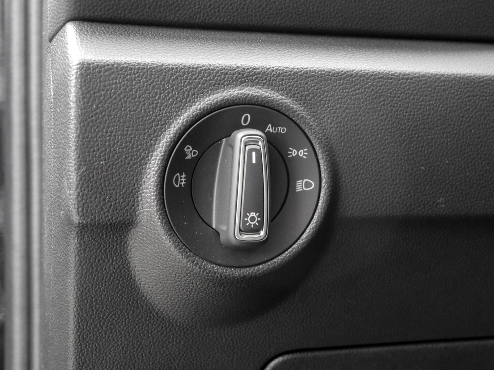 Volkswagen T-Roc 1.0 R-LINE CAM ACC LM17 NAVI SITZHEIZUNG