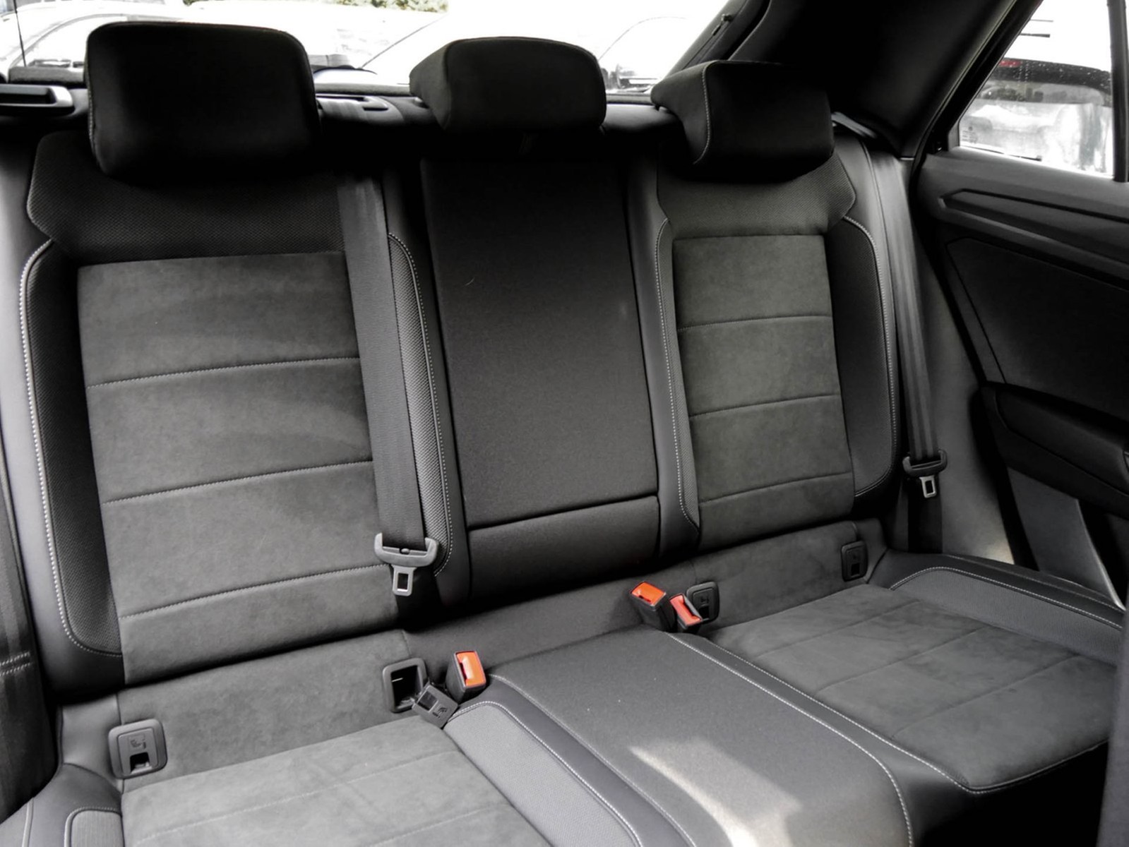 Volkswagen T-Roc 1.0 R-LINE CAM ACC LM17 NAVI SITZHEIZUNG