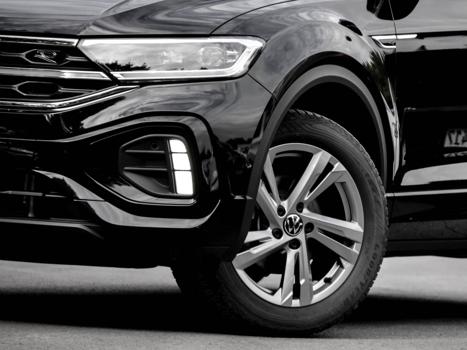 Volkswagen T-Roc 1.0 R-LINE CAM ACC LM17 NAVI SITZHEIZUNG