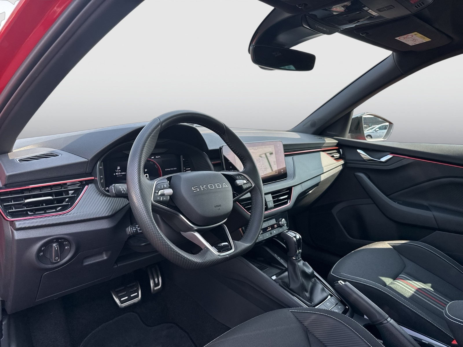 Skoda Kamiq 1.5 MONTE CARLO PANO AHK CAM ACC LM17 NAVI