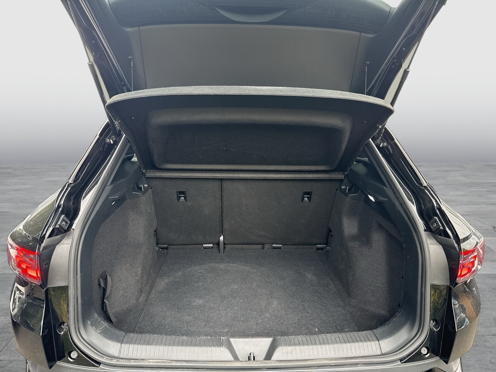 Volkswagen ID.4 Pure Performance PANO LM19 MATRIXLED NAVI