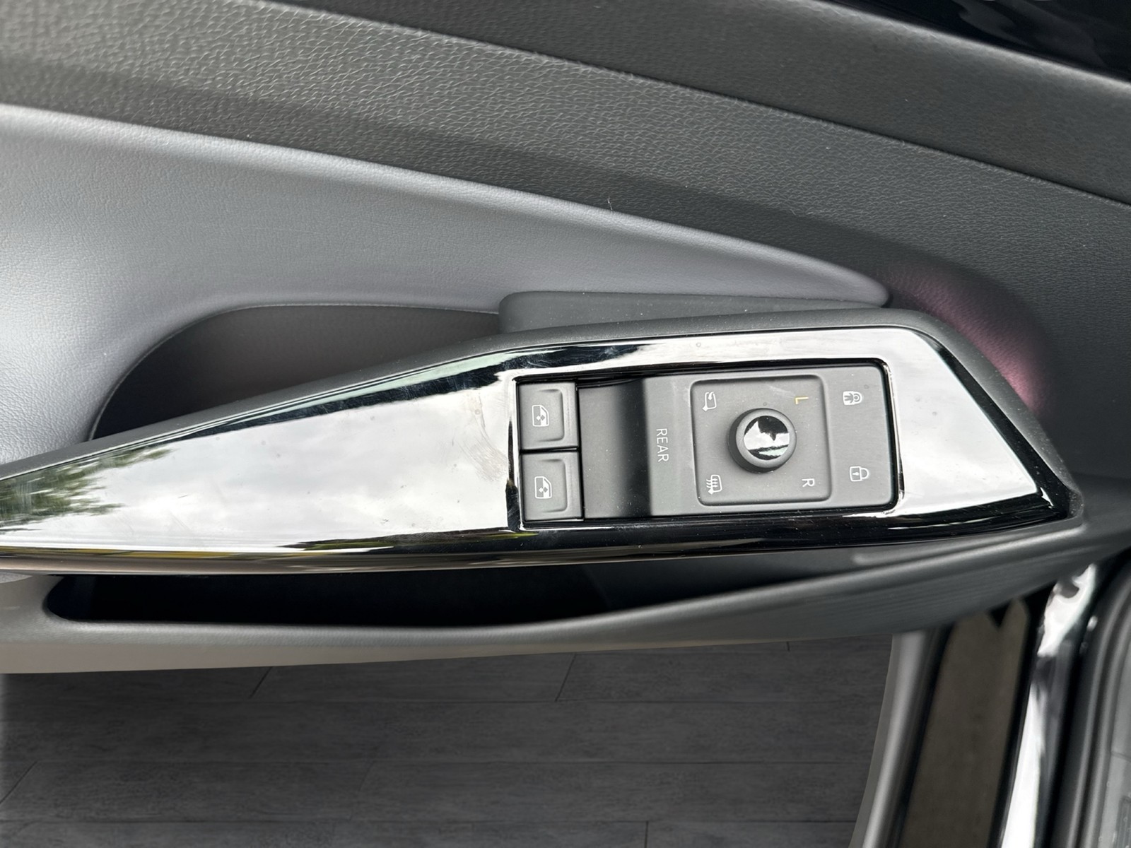 Volkswagen ID.4 Pure Performance PANO LM19 MATRIXLED NAVI