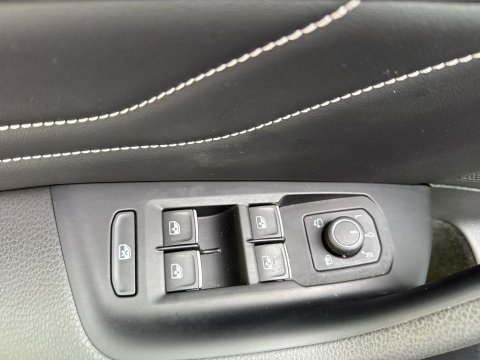 Volkswagen Passat Variant 1.4 HYBRID GTE CAM ACC LM18 NAVI