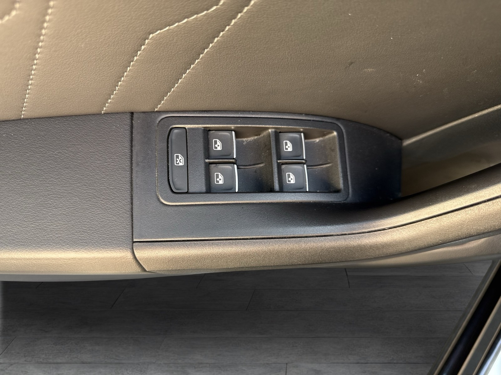 Seat Ateca 2.0 FR PANO BEATS KAMERA ALU18 CARPLAY