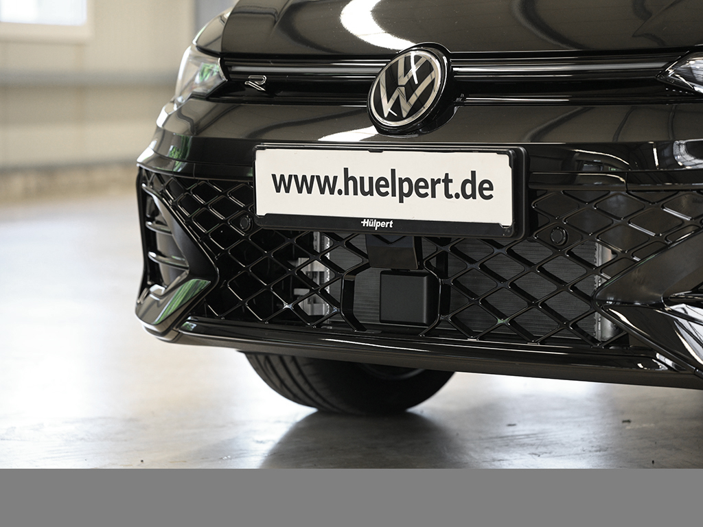 Volkswagen Golf 1.5 eTSI R-LINE DSG AHK MATRIXLED BLACKSTYLE CAM LM18