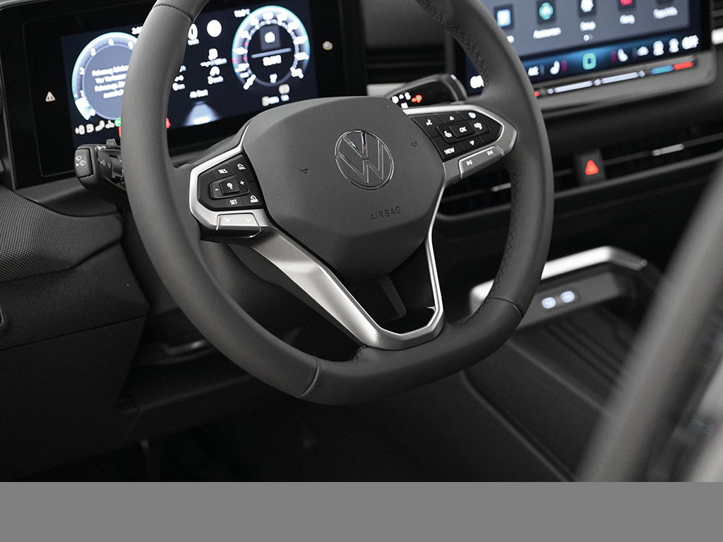 Volkswagen T-Roc 1.5 eTSI LIFE DSG AHK ALLWETTERREIFEN CAM ACC