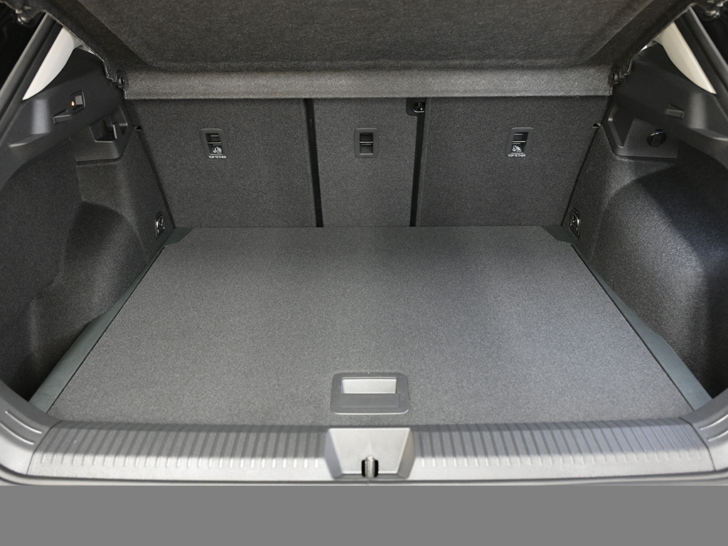 Volkswagen T-Roc 1.5 eTSI LIFE DSG AHK ALLWETTERREIFEN CAM ACC