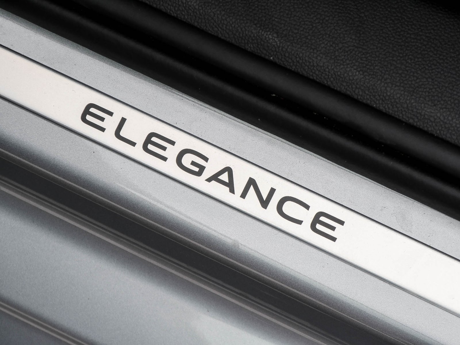 Volkswagen Passat Variant 1.5 Hybrid ELEGANCE NEUES MODELL