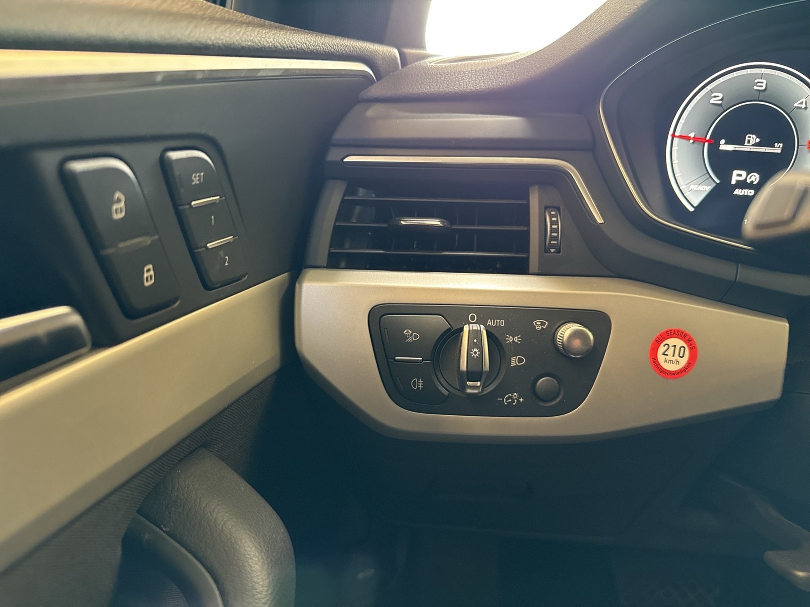 Audi A4 Avant 40 Qu. advanced BLACKPAK KAMERA HEADUP