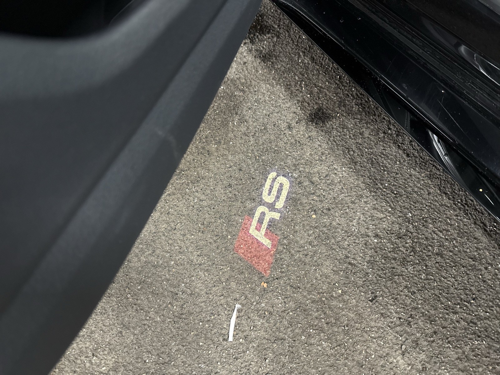 Audi RS 6 Avant Qu. STANDHZ. AHK 360°CAM ACC LM22