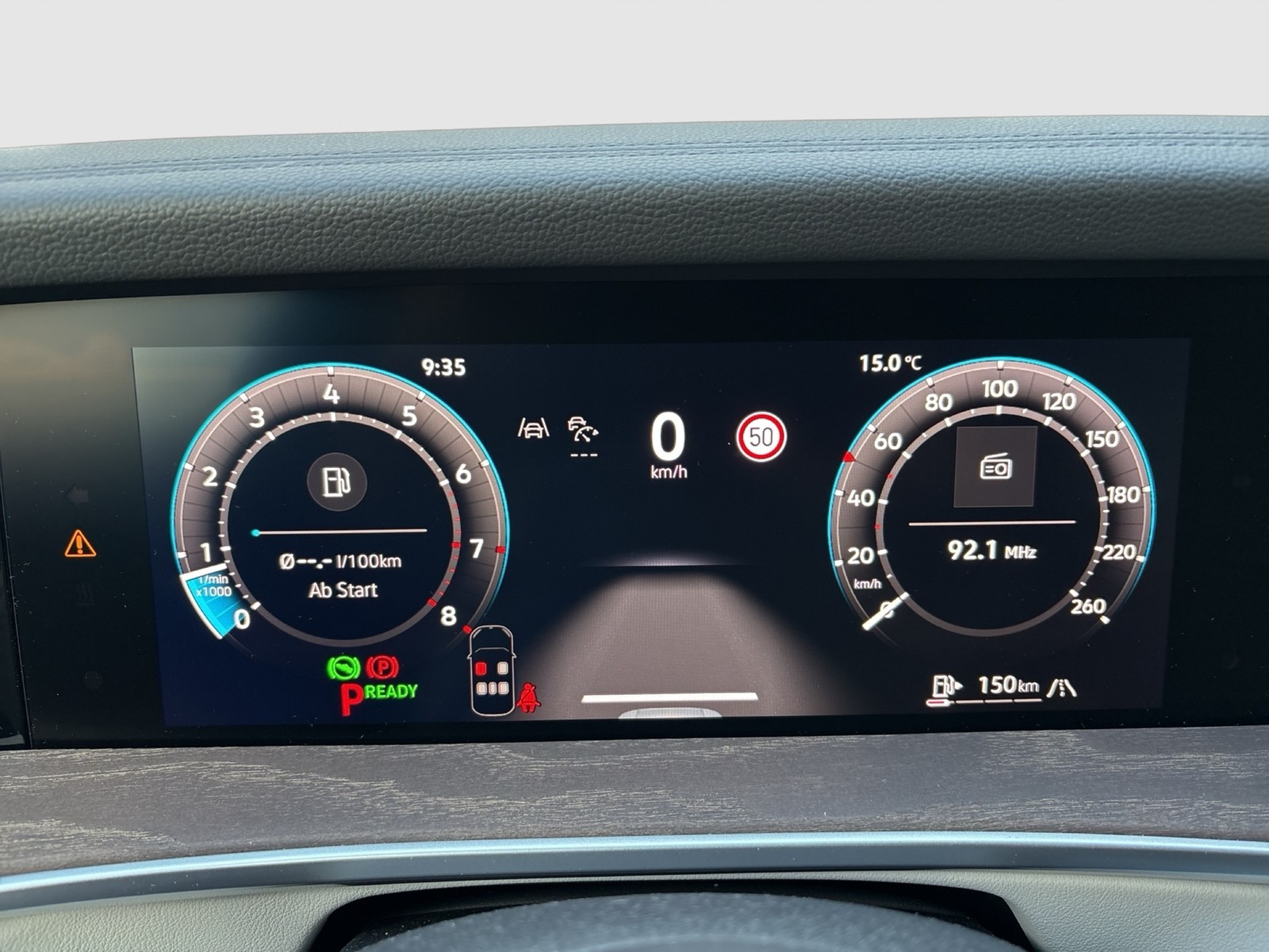 Volkswagen Tayron 1.5 eTSI ELEGANCE HARMAN KARDON CAM ACC