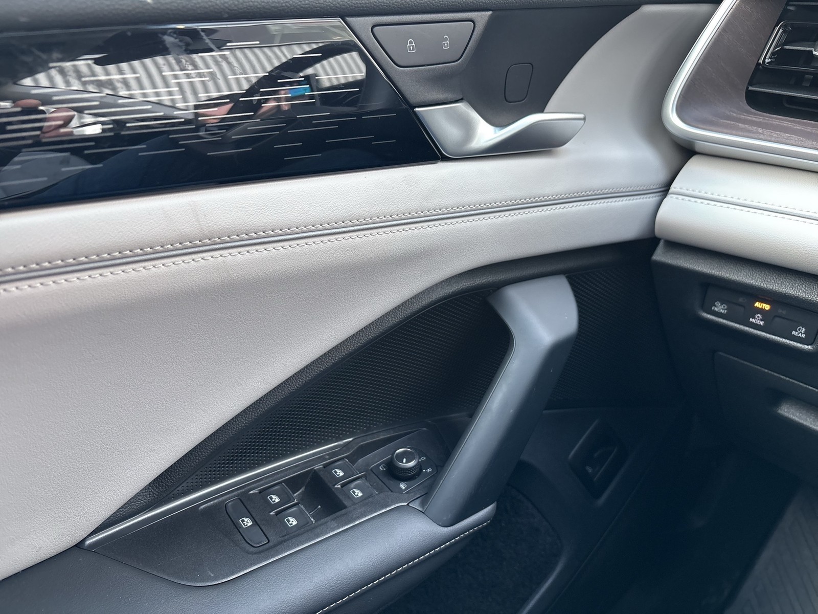 Volkswagen Tayron 1.5 eTSI ELEGANCE HARMAN KARDON CAM ACC