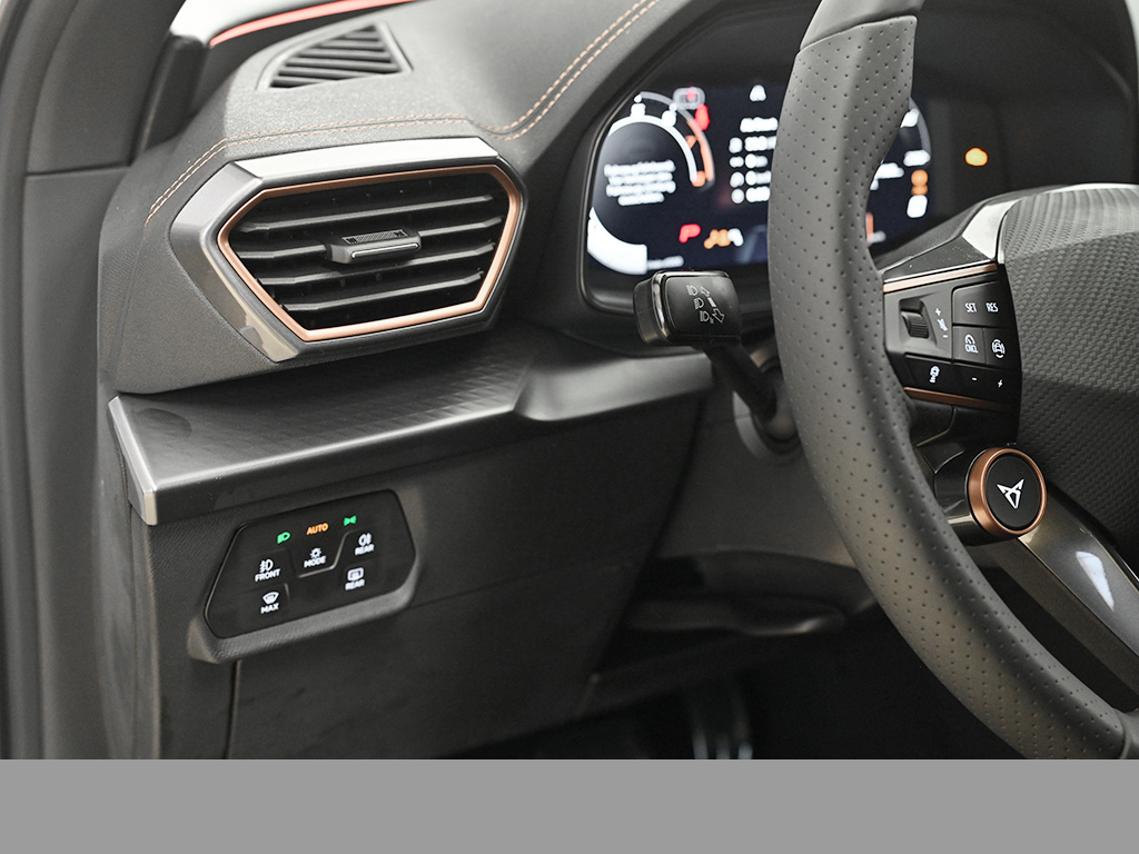 Cupra Formentor 2.0 VZ DSG SENNHEISER MATRIXLED LM19