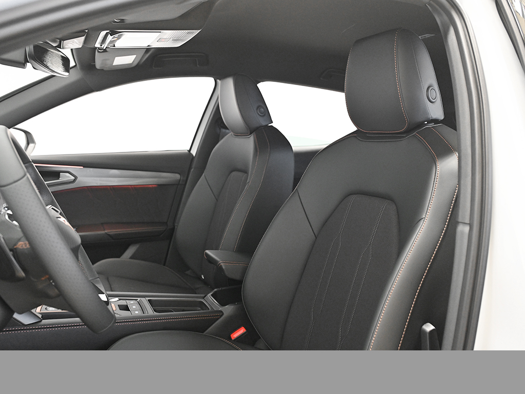 Cupra Formentor eHYBRID 360CAM MATRIXLED KEYLESS LM19