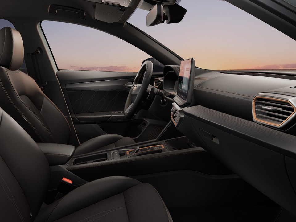 Cupra Formentor HYBRID 360CAM MATRIXLED KEYLESS LM19