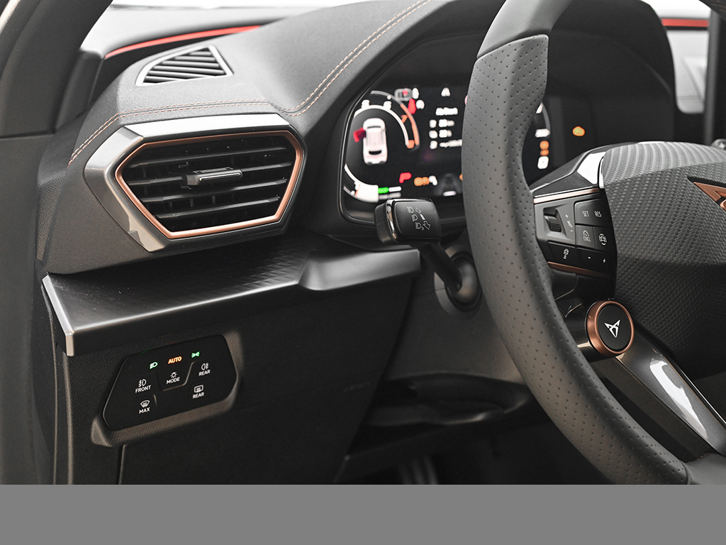 Cupra Formentor eHYBRID VZ AHK NAVI MATRIXLED 360CAM