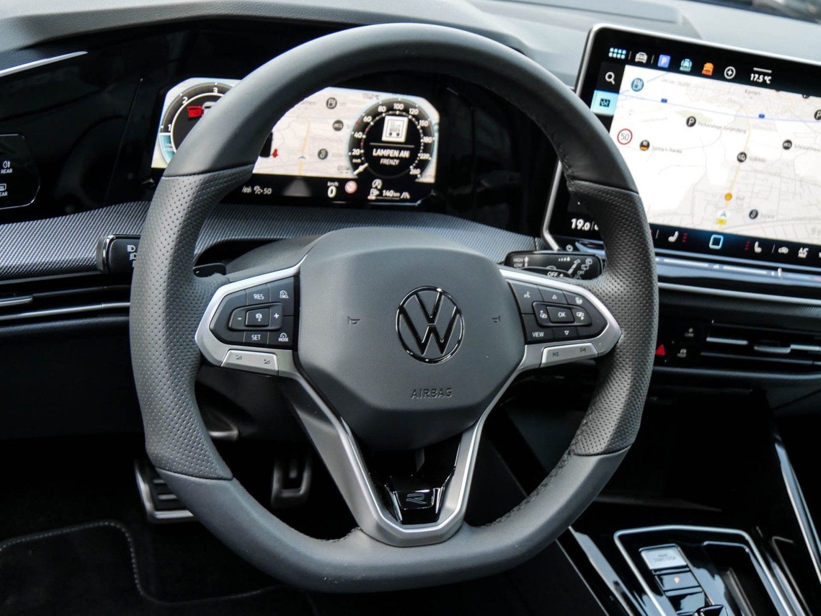 Volkswagen Golf VIII 2.0 R-LINE BLACKSTYLE FACELIFT CAM ACC