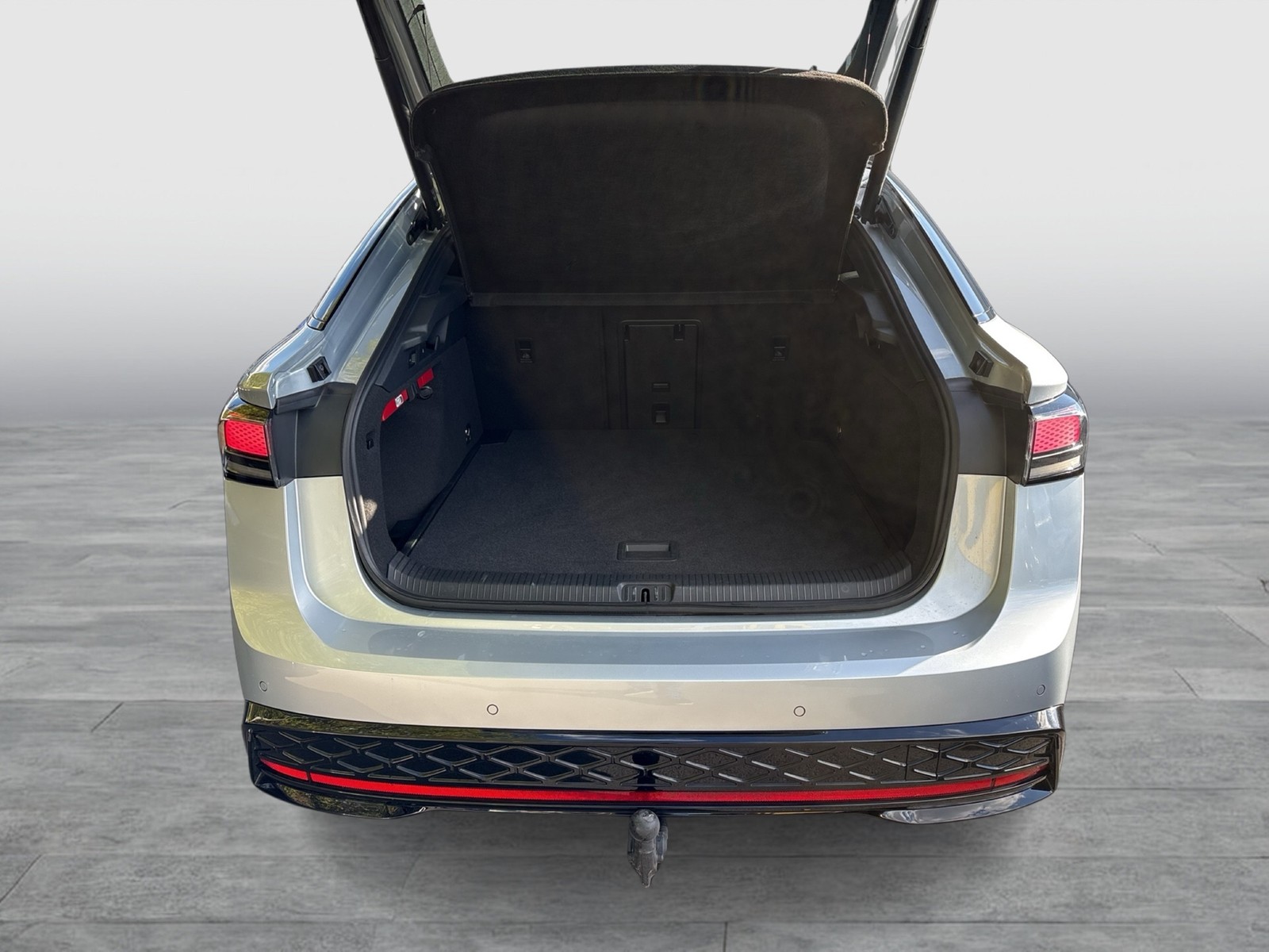 Volkswagen ID.7 GTX 4X4 WÄRMEPUMPE PANO AHK 360CAM ACC LM20