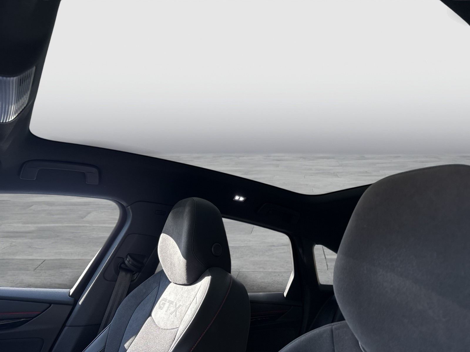 Volkswagen ID.7 GTX 4X4 WÄRMEPUMPE PANO AHK 360CAM ACC LM20
