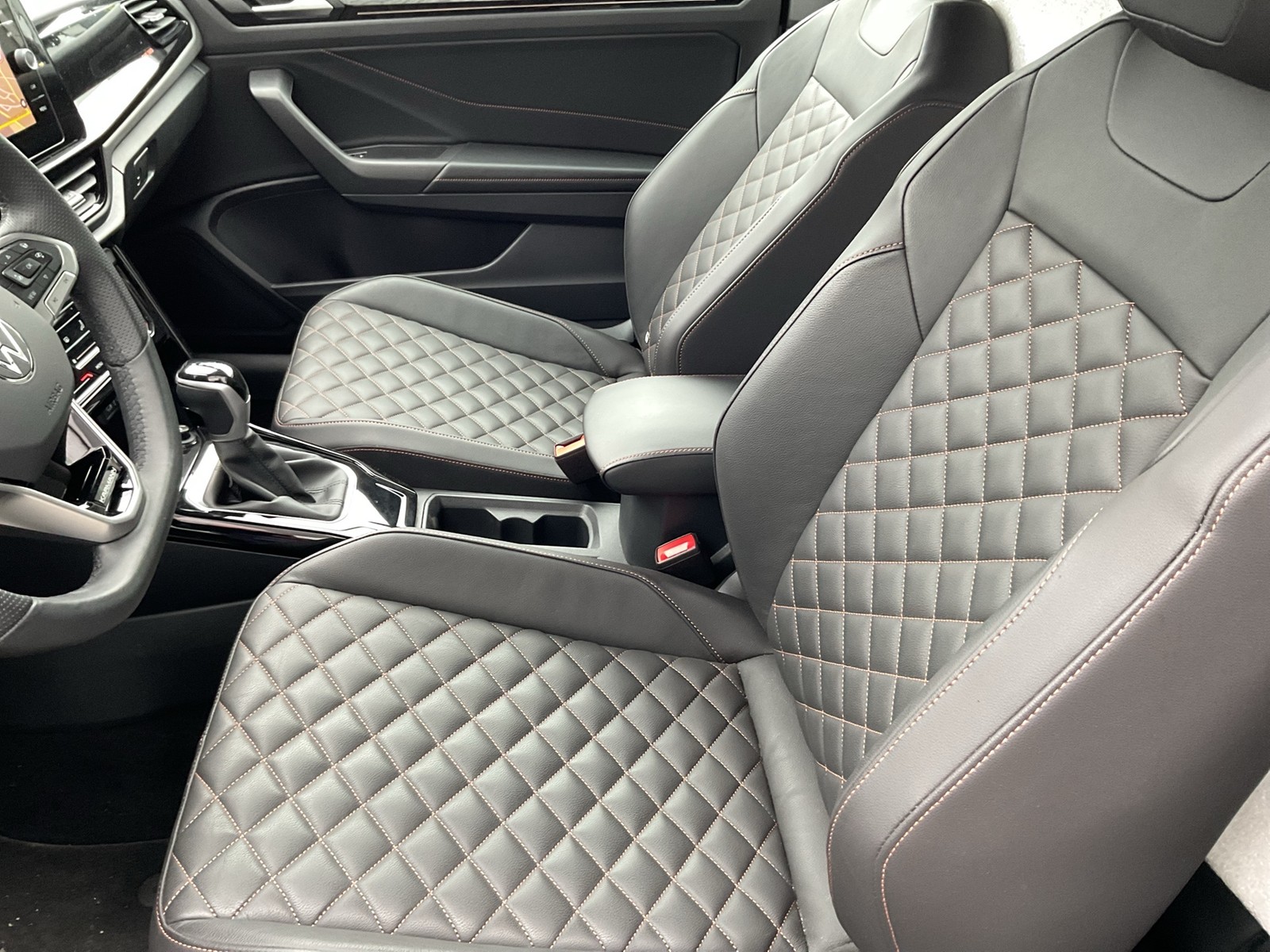 Volkswagen T-Roc Cabriolet 1.5 R-LINE EDITION KARMANN LEDER