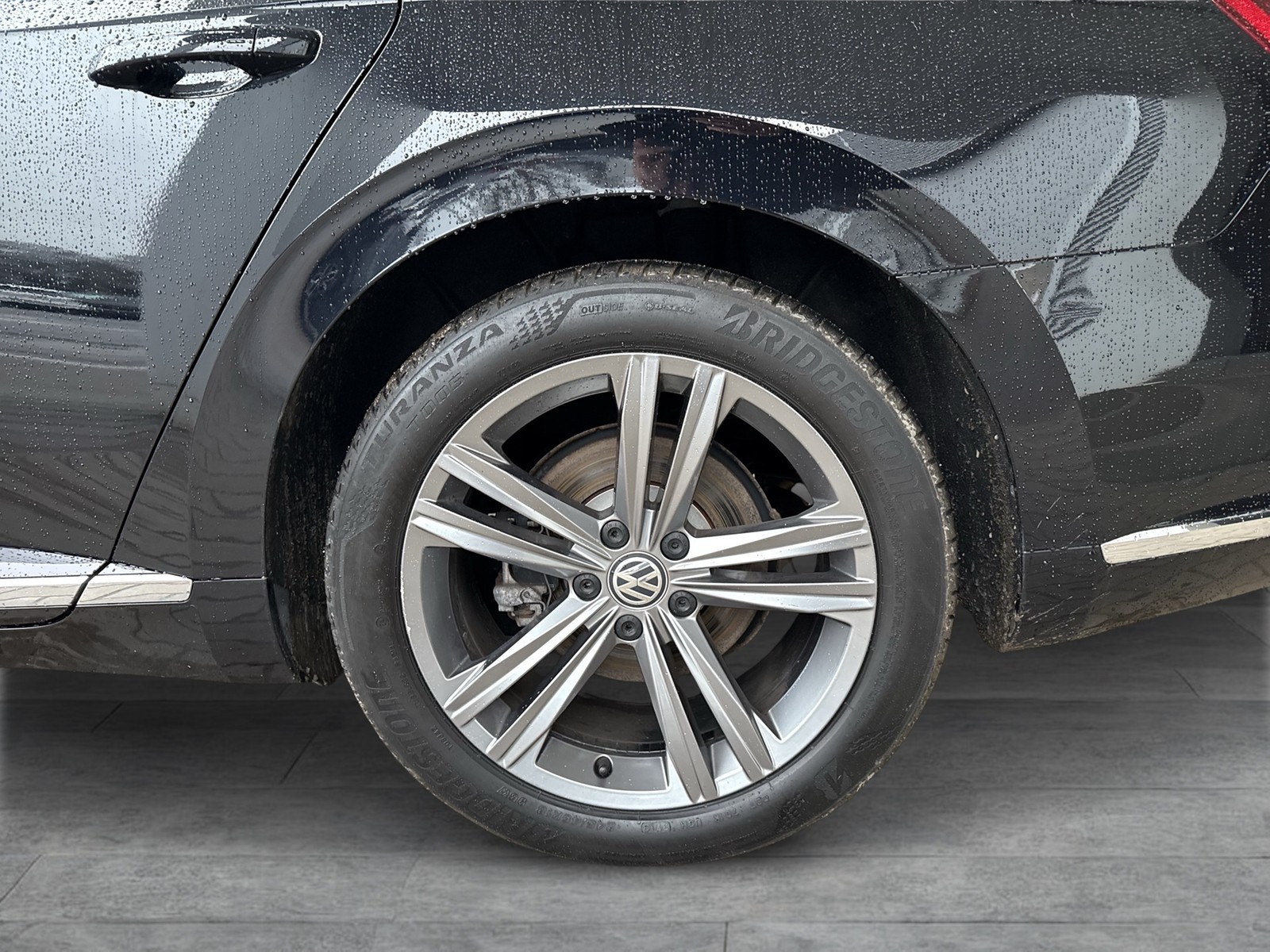 Volkswagen Arteon 2.0 R-LINE LEDER PANO ALU18 NAVI