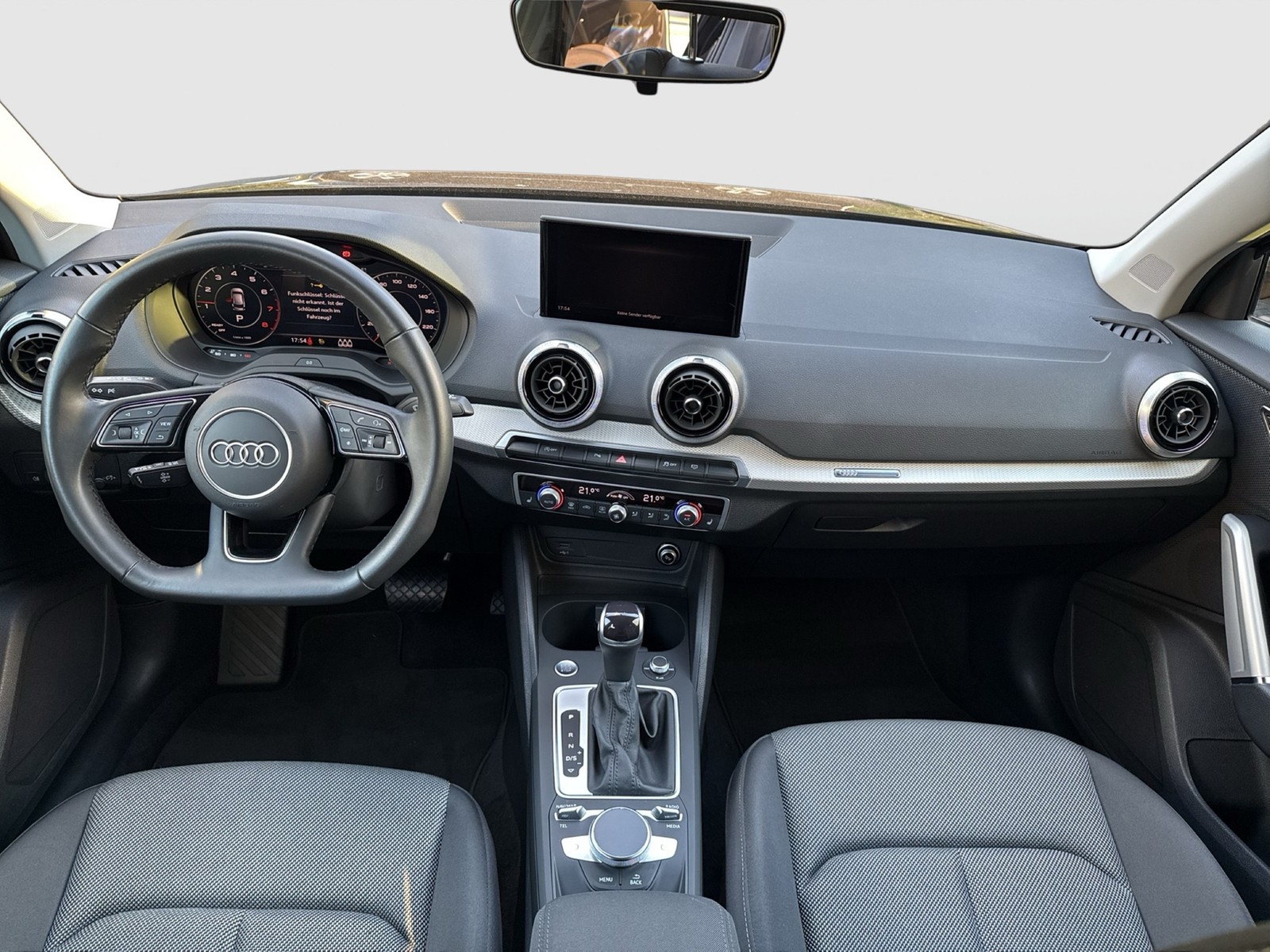 Audi Q2 35 advanced BLACKPAK KAMERA eKLAPPE NAVI+