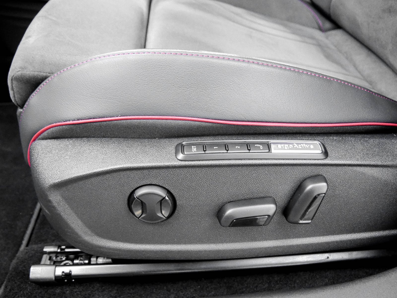 Volkswagen ID.3 GTX WÄRMEPUMPE PANO 360°CAM ACC LM20 MATRIXLED