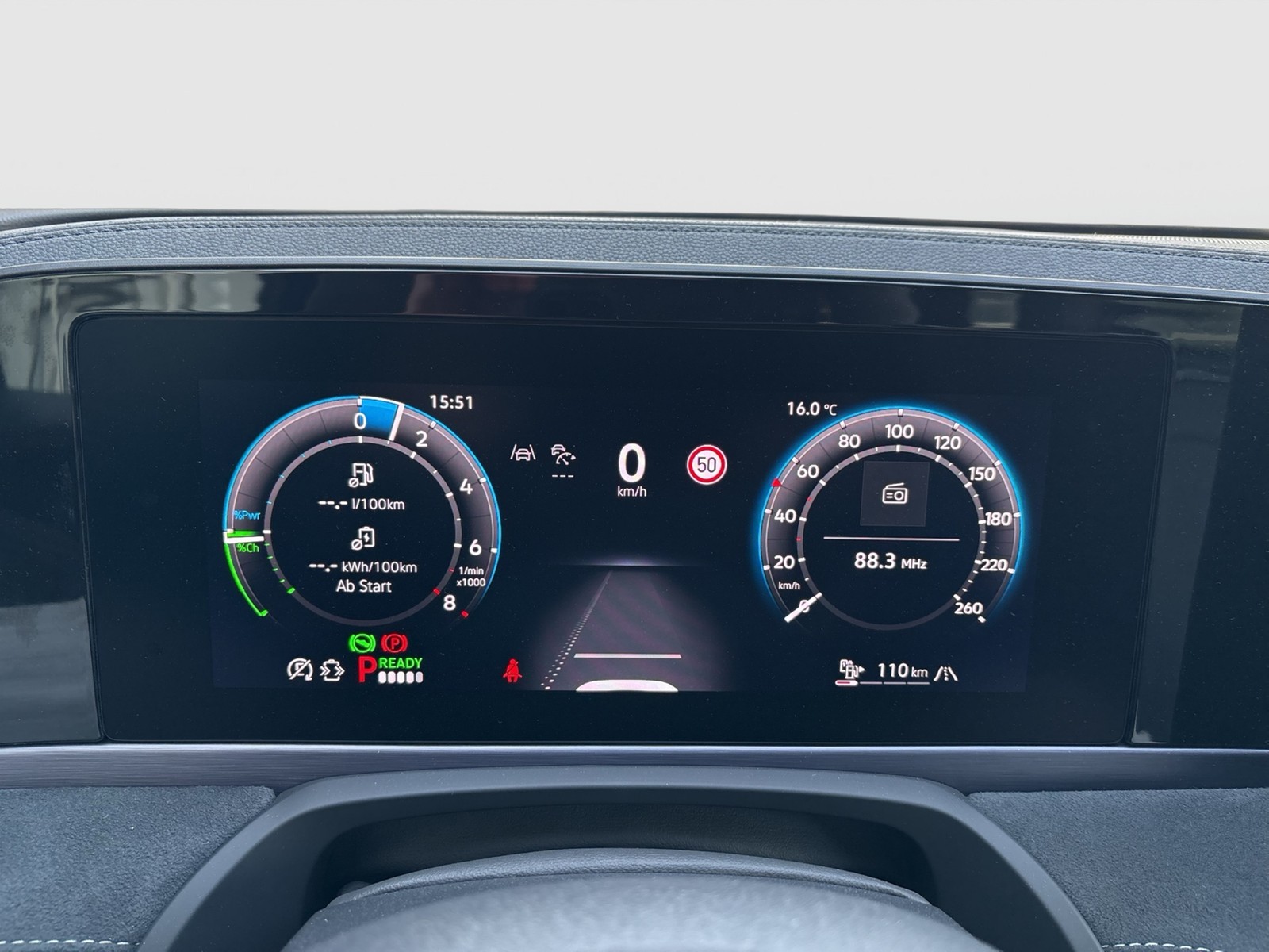 Volkswagen Passat Variant 1.5 HYBRID R-LINE LEDER PANO LM19
