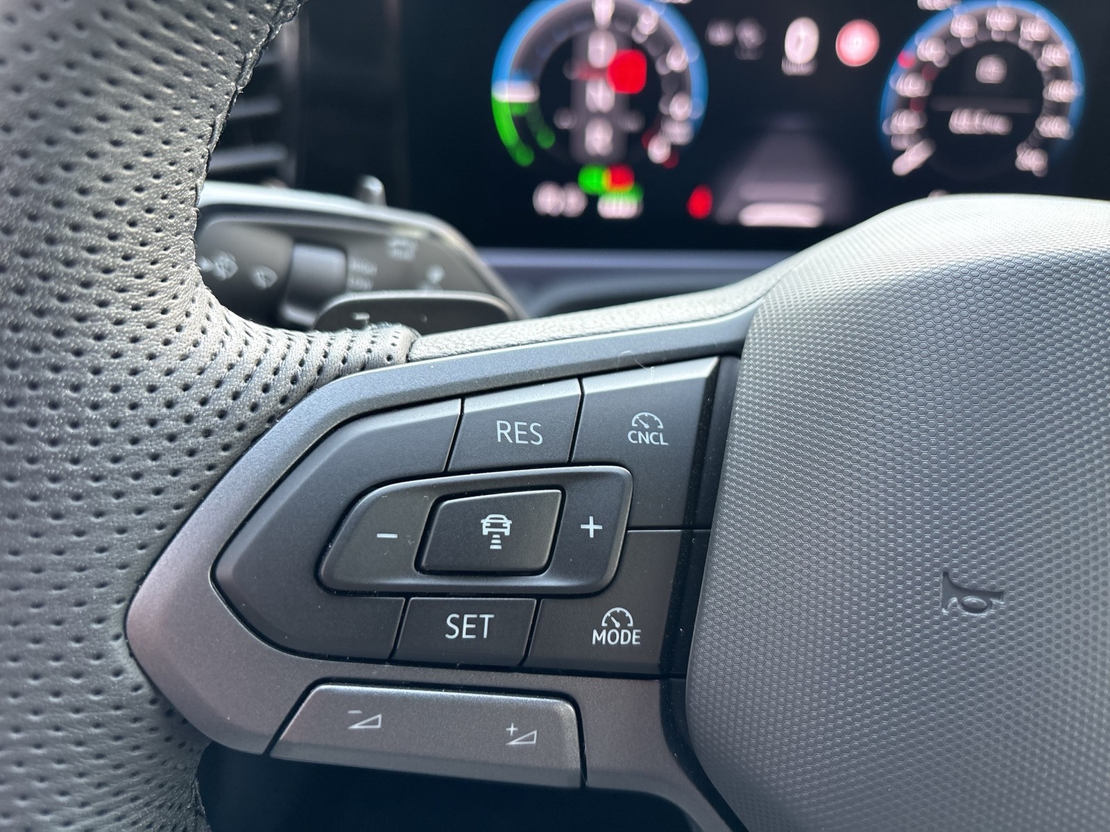 Volkswagen Passat Variant 1.5 HYBRID R-LINE LEDER PANO LM19