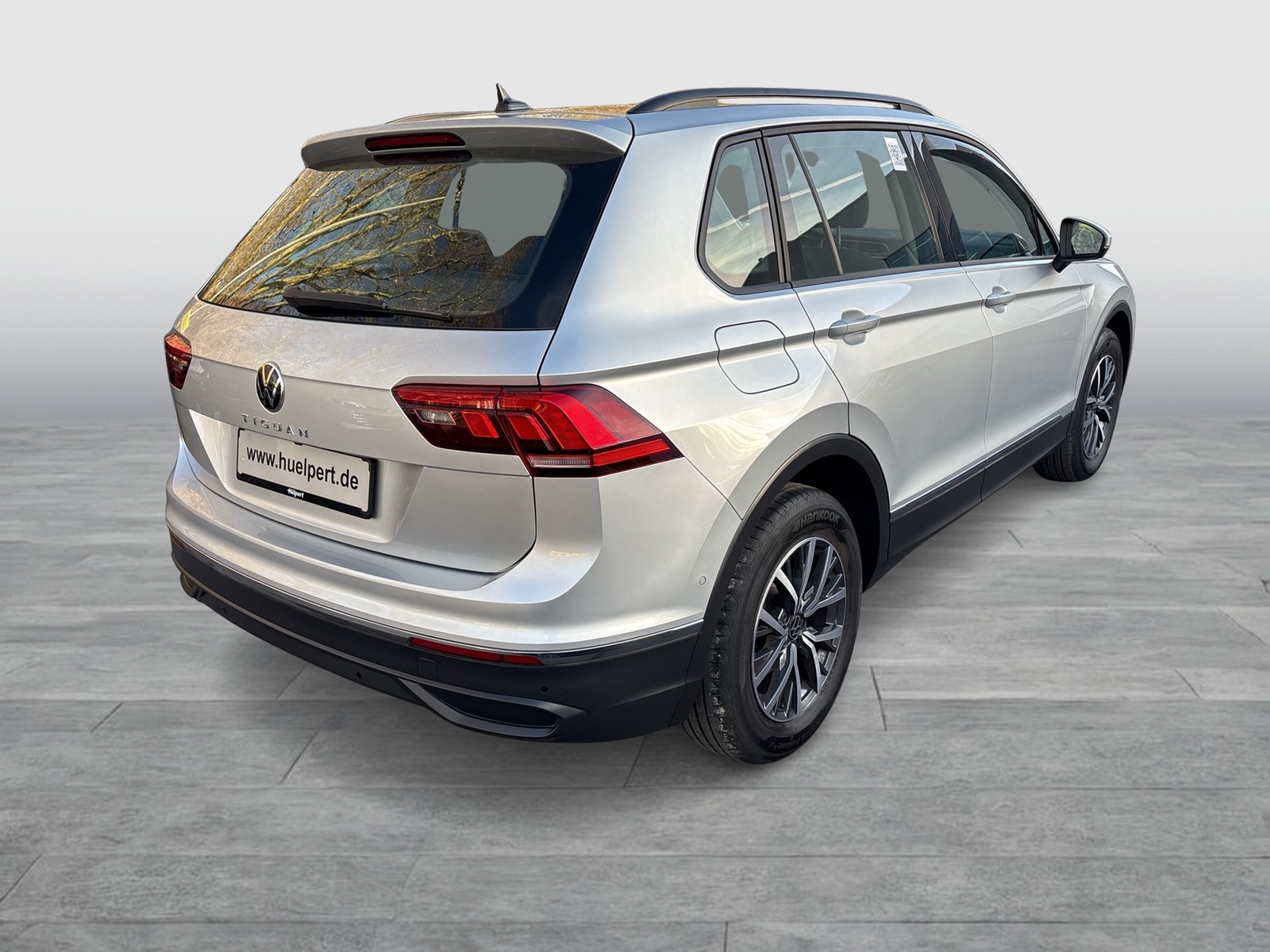 Volkswagen Tiguan 2.0 LIFE KAMERA ACC LM17 NAVI SITZHEIZ.