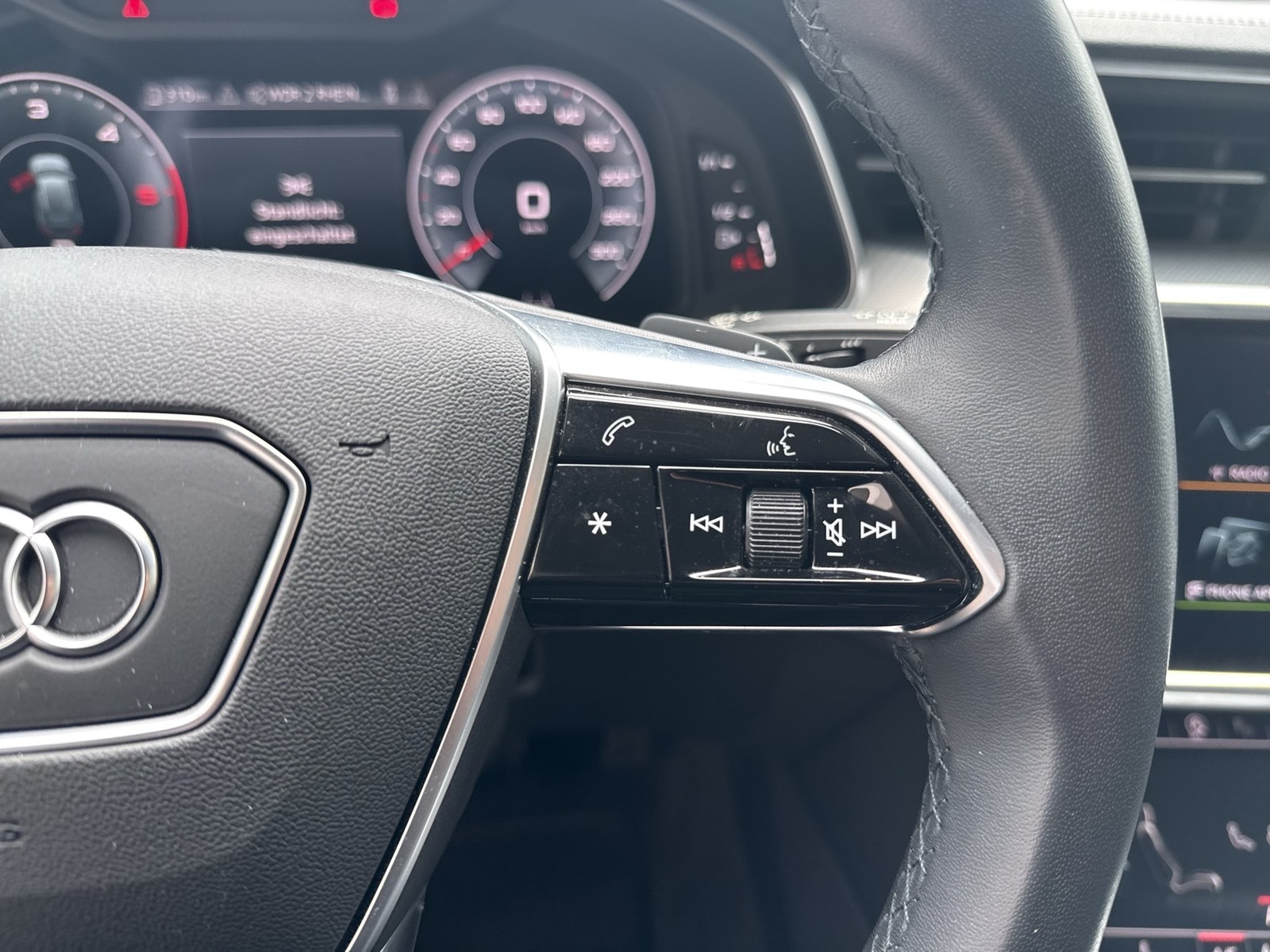 Audi A6 Avant 40 quattro CAM ACC LM19 E-KLAPPE NAVI+